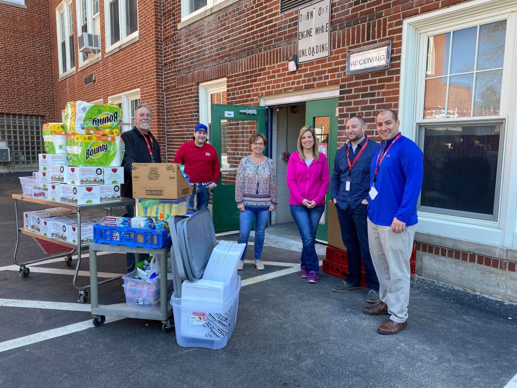 Community Pantry relocated, continues sending food bags to needy ...