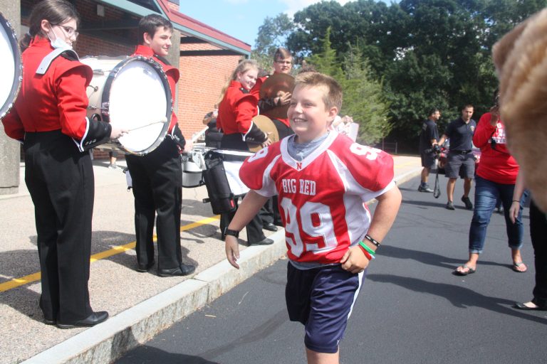 Fourth grader receives hero’s welcome after final cancer treatment