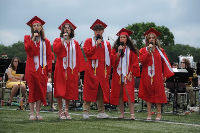 phoNAnahsgrad07_061925