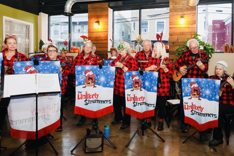 PHOTOS: Kringle Mart Holiday Stroll returns