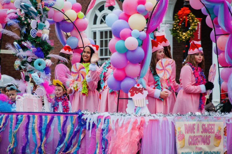 PHOTOS: Bringing the Christmas spirit