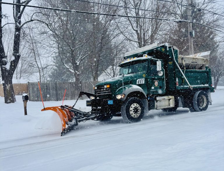 Notice of municipal closures and trash delay